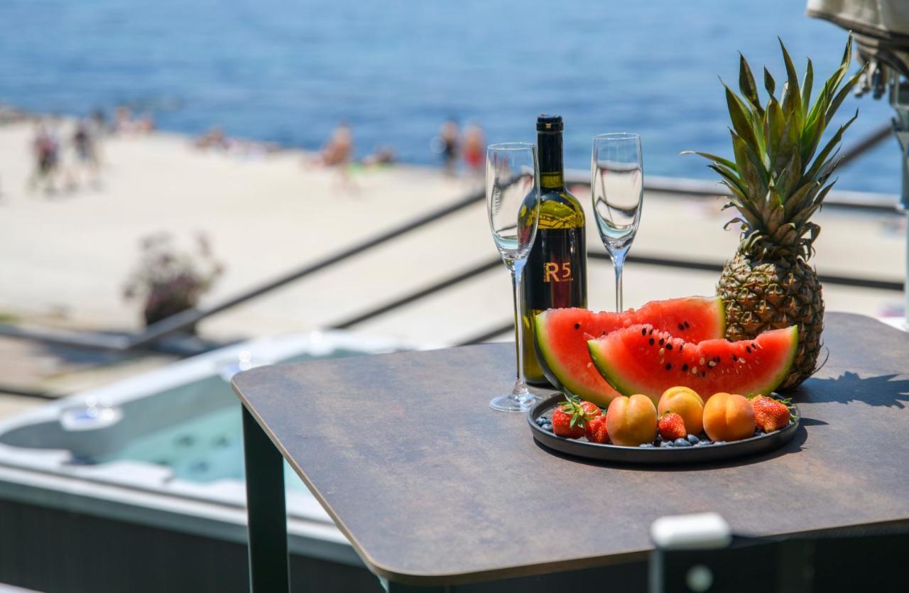 Via Mare Luxury Rooms Split Eksteriør billede